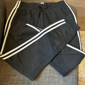 Adidas sweatpants in black for women size M